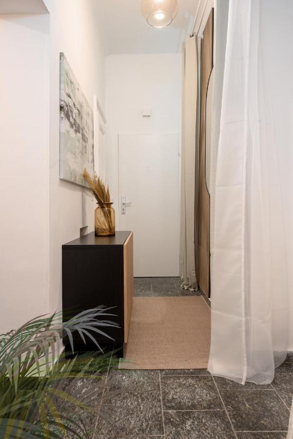 Designer Apartment, Central, Next To Danube Viena Exterior foto